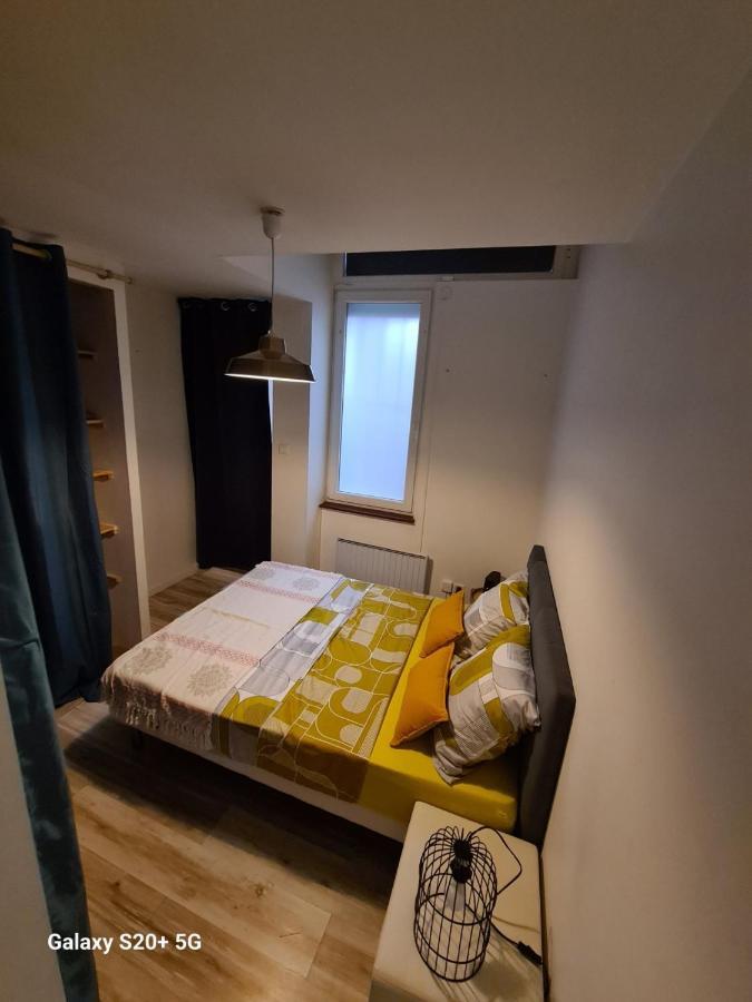 Au Vieux Vesoul Daire Dış mekan fotoğraf